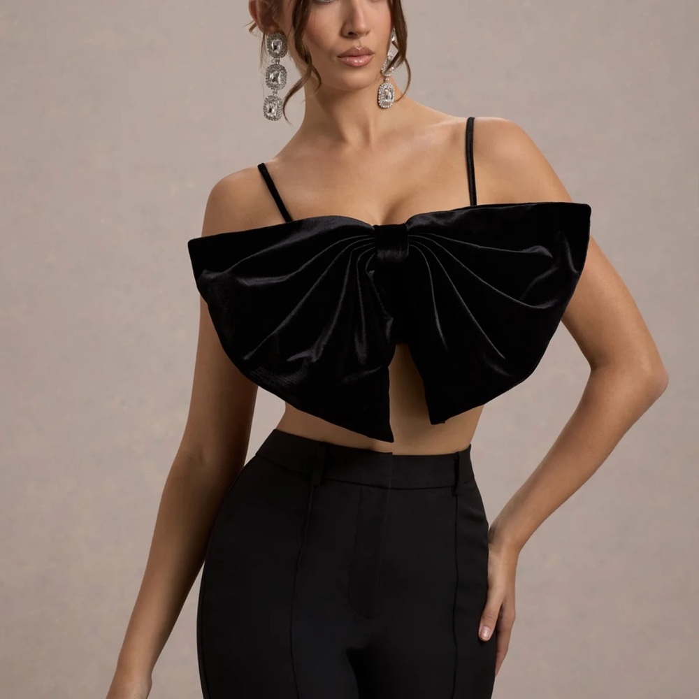 Elegant Black Bow Top